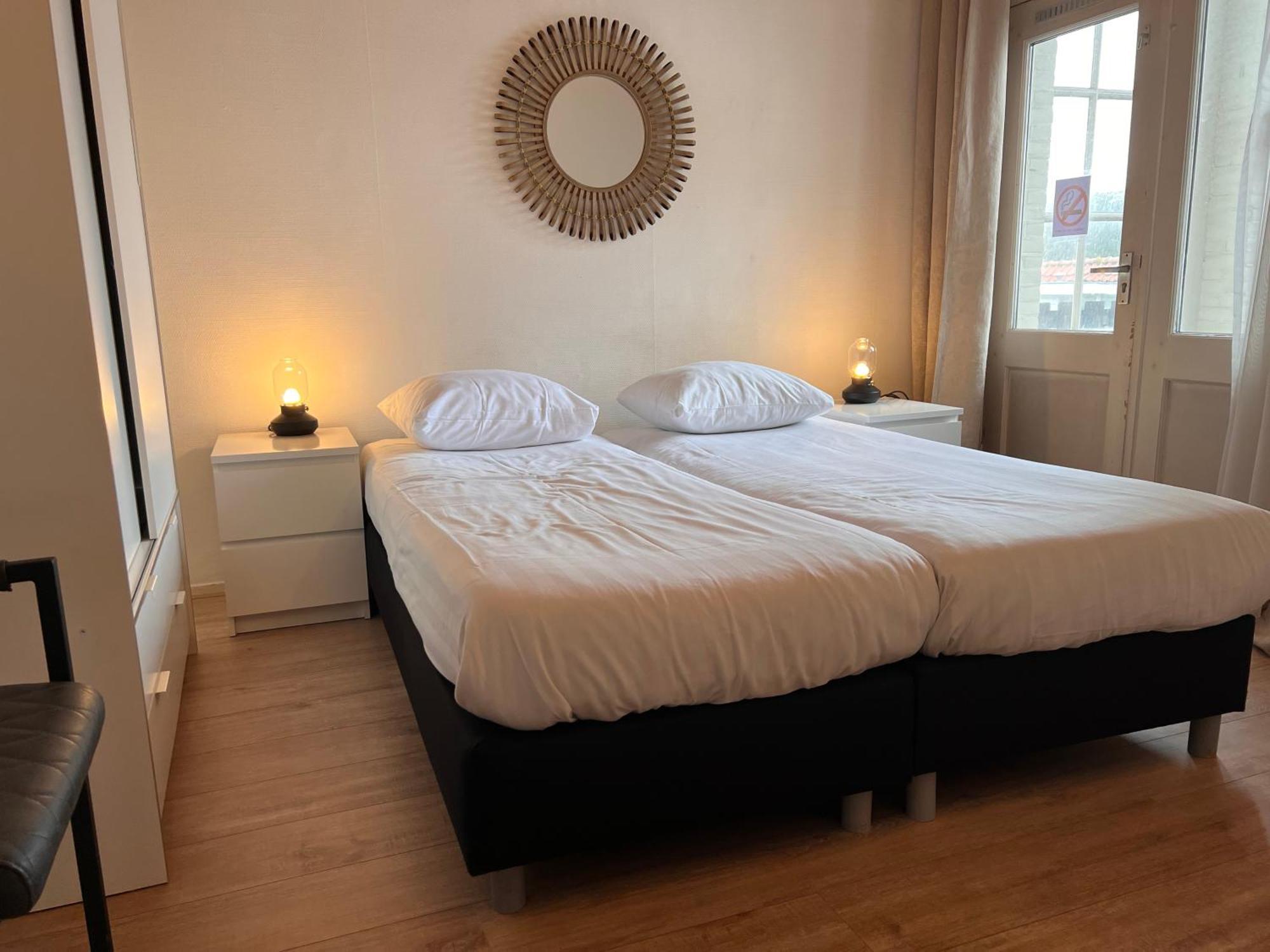 Apartment Kerkplein 7A Zandvoort Eksteriør billede